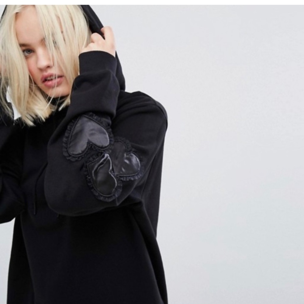 Lazy Oaf Black Like Your Heart Hoodie Women’s Size Large - Picture 3 of 15
